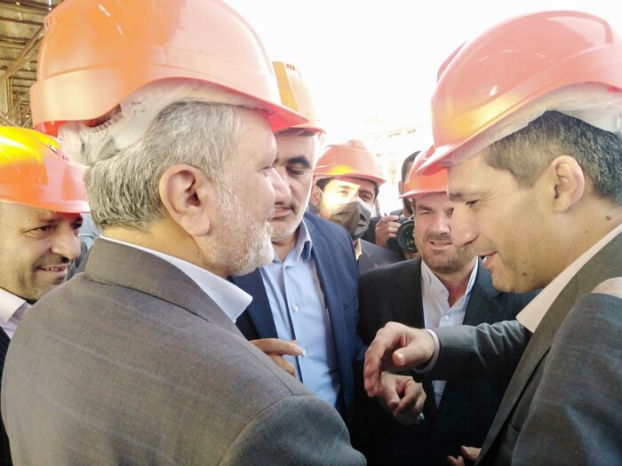 بازدید معاون اجرایی رئیس جمهور از پتروشیمی گچساران