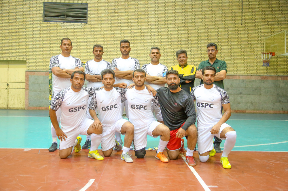 گزارش تصویری شب اول مسابقات گروه الف